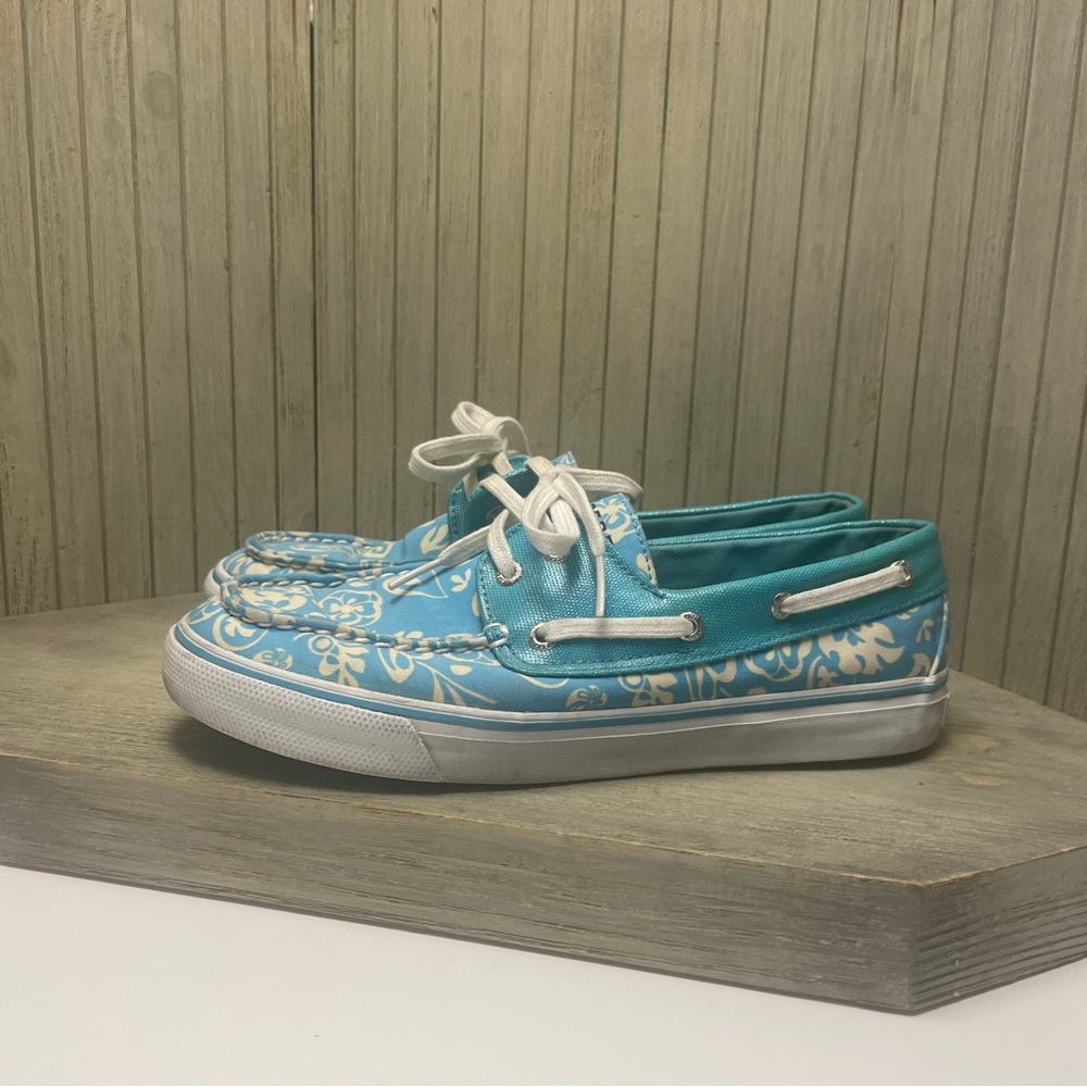 Sperry Aqua and White Docksider Lace Up Loafers 8M